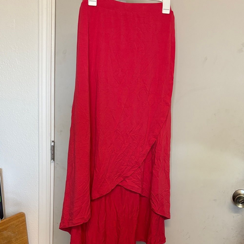 NWT Chico’s Elegant Red Women's Skirt size 1